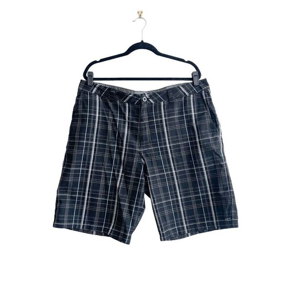 O'Neill Mens Chino Shorts Black Casual Summer Mid Length Flat Front Size 40 - Picture 1 of 9